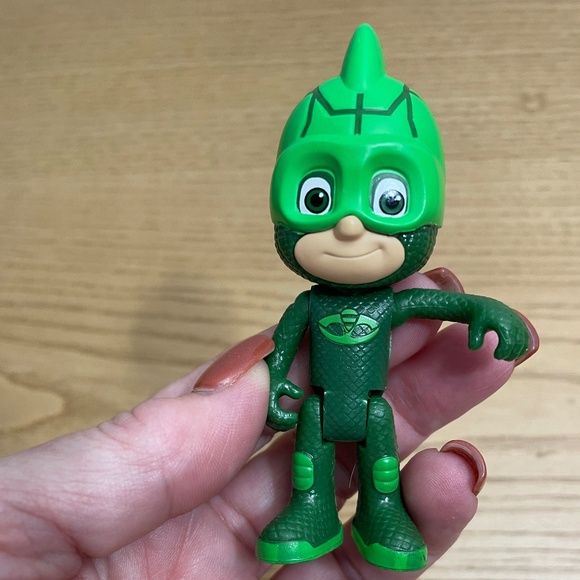 PJ Masks Hero Blast Vehicle Car and Green Gekko Action Figure Play Set Toy - Picture 6 of 9